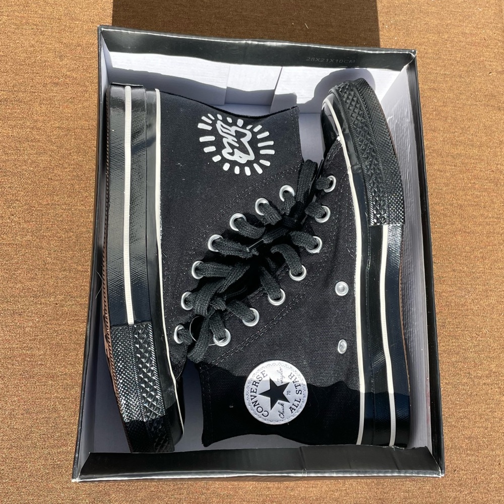 Keith Haring Sz 5.5 Black Hightop Converse (BRAND NEW) - Picture 12 of 12